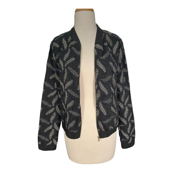 BKE Boutique Gold Leaf Bomber Jacket Size Medium Navy Blue Full Zip Pockets - Picture 3 of 12